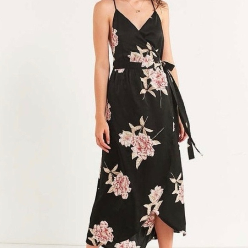 Urban Outfitters Black Satin Floral Wrap Maxi Dress S - Picture 3 of 13